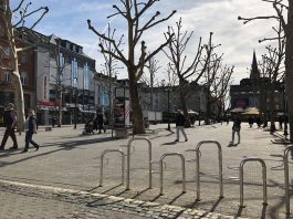 Heute Entscheidung zu Basisentwurf für Neugestaltung des Neumarkts möglich Der trostlose Neumarkt im März dieses Jahres. © Luís Matos