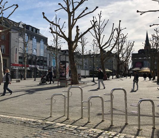 Heute Entscheidung zu Basisentwurf für Neugestaltung des Neumarkts möglich Der trostlose Neumarkt im März dieses Jahres. © Luís Matos