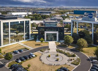 Name für neuen Verwaltungssitz der Stadt Limburg Sowohl Teile der Verwaltung der Stadt Limburg als auch des Bistum Limburg ziehen bis Ende des Jahres in die ehemaligen Verwaltungsgebäude von Mundipharma. © T. Steiger/Bistum Limburg